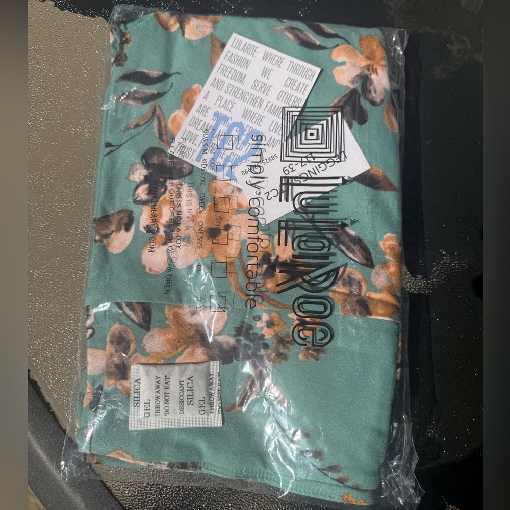 LuLaRoe Floral Turquoise and Orange Leggings